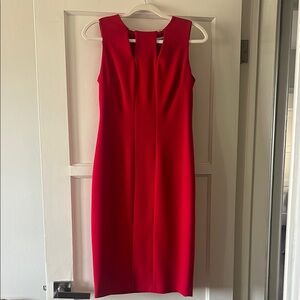 Elegant Red Sleeveless Dress: Calvin Klein